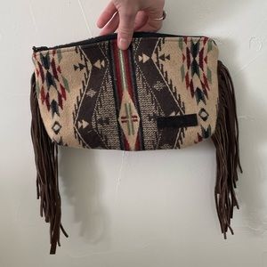 🌻 SOLD 🌻 Mercy Grey Designs Essential Oil Bag